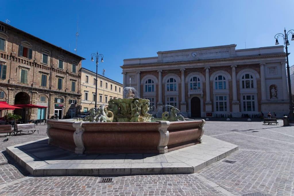 Rossini Home Pesaro Vicino Al Teatro Rossini By Yohome Экстерьер фото